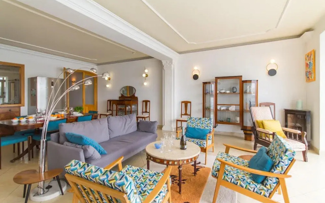 Magnificent Sunny Seafront Apart Sliema
