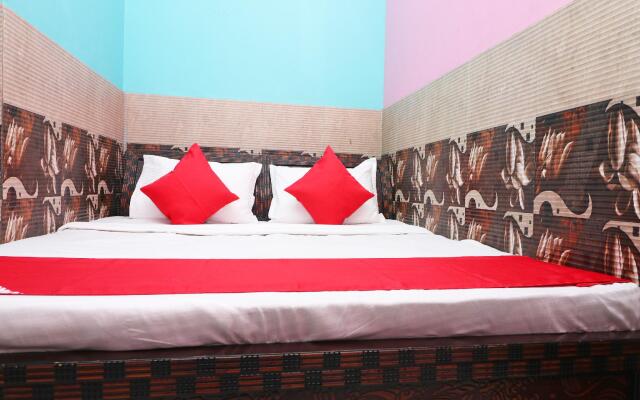 OYO 43961 Hotel Yatra