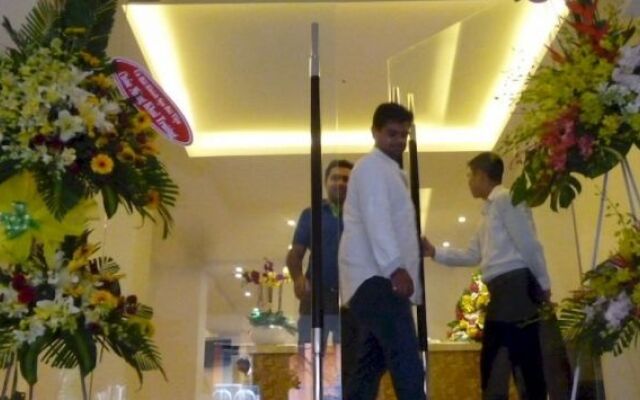 Hampton Hotel By Jinnu Lai