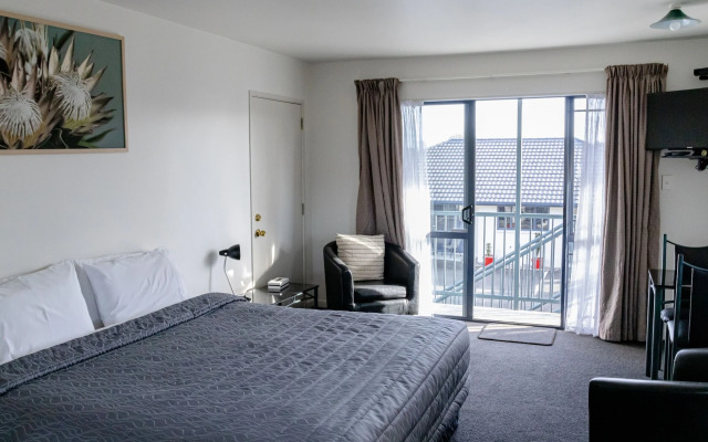 ASURE Phoenix Motor Inn