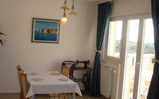 Apartments Carol