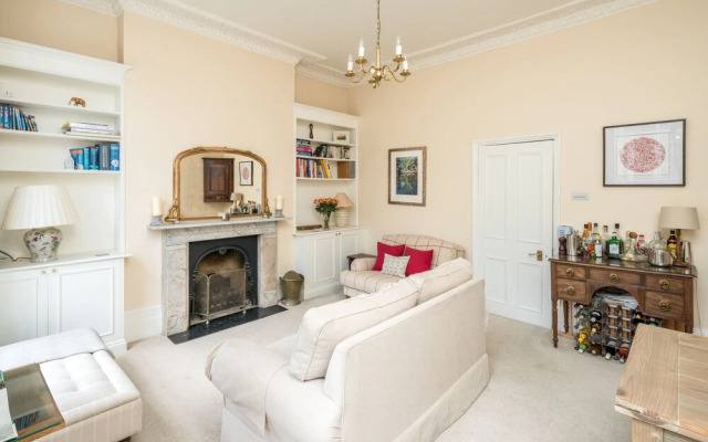 Altido Charming 1-Bed Flat In Pimlico, Near Victoria