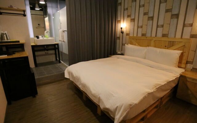 Nys Loft Hotel - Hostel