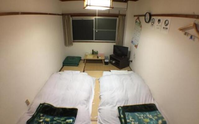 Kenroku Haitsu 205