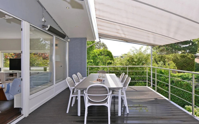 Detached Villa Near Lake Veere