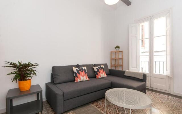 Comfortable Cozy Apartment for Groups in Gracia