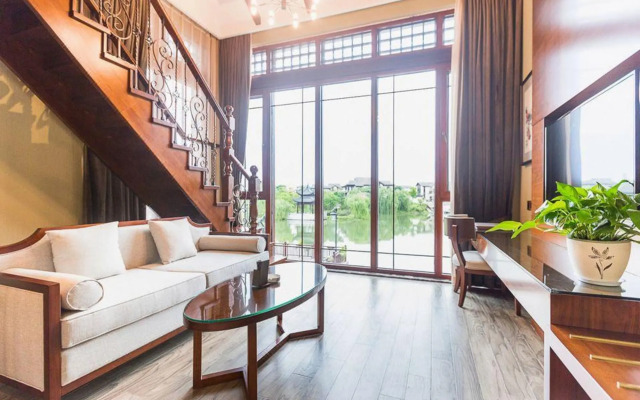 Taihuyuan Holiday Hotel