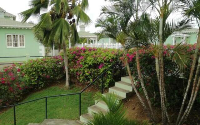 Baydreams 1-bed/1-bath condo