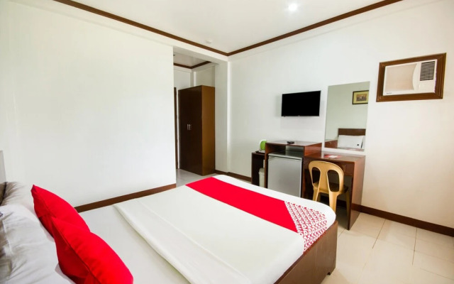 OYO 409 Bans Beach Resort