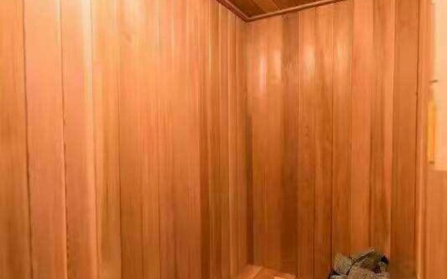 Hangzhou Yunqi Fan Path Blue b&B