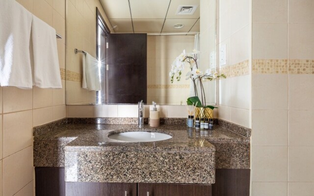 Mesmerizing 2BR Apartment in Dubai Marina