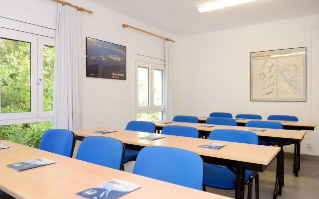 Hotel & Diving les Illes