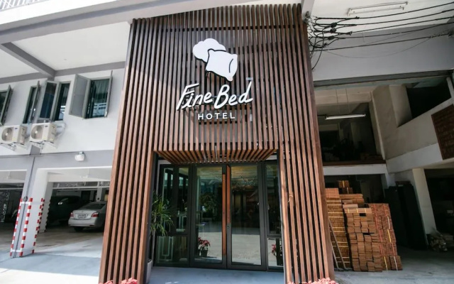 Fine Bed Hotel