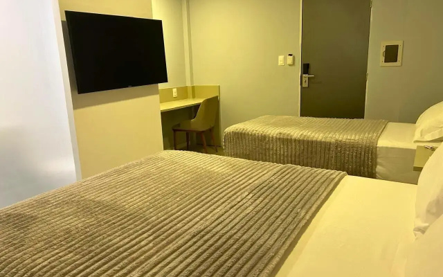 Blue Hotel