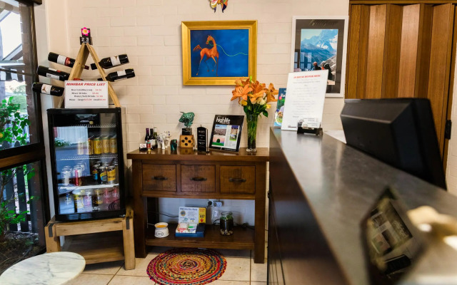 Country Pathfinder Motor Inn