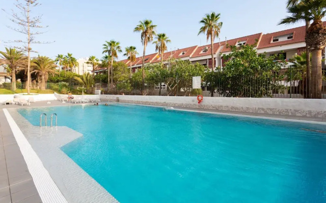 Tenerife South Shore Apartament, Coastal Lifestyle