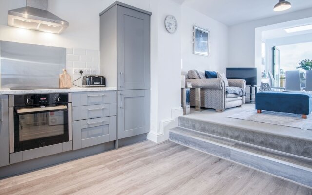 Pencw Garden View - 3 Bed Apartment - Saundersfoot