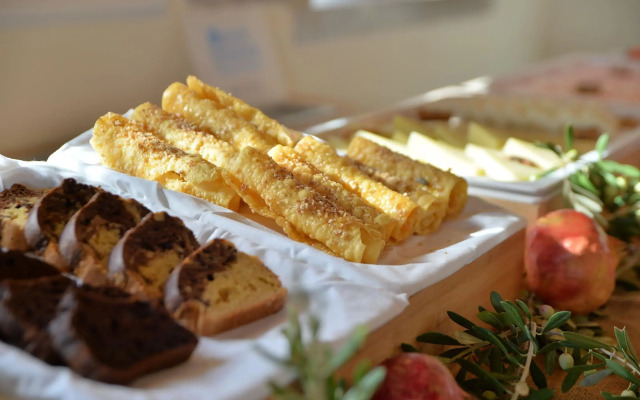 Akrolithi Boutique Hotel