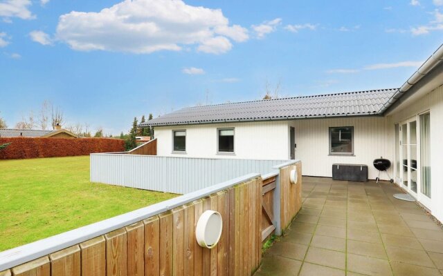 Enticing Holiday Home in Falster near Sea