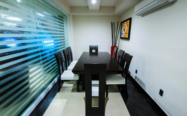 Hotel Portonovo Plaza Malecón