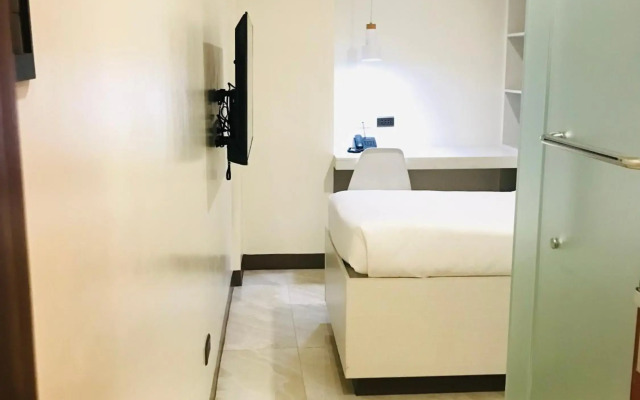 Oyster Plaza Hotel