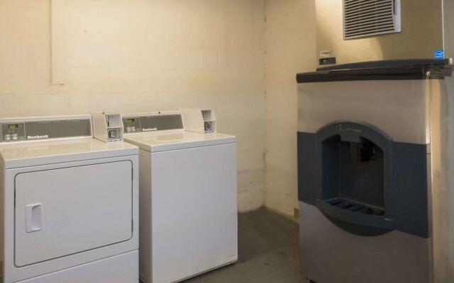 Red Roof Inn Hickory