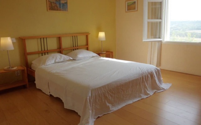 ORGANIC PROVENCE. Maison