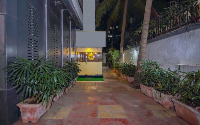 FabHotel Swamini Niwas Malad East