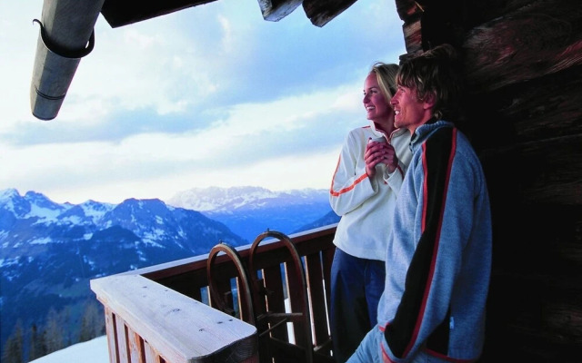 Spacious Apartment in Saalbach-hinterglemm With Balcony