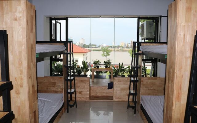 Cool Wrong Backpacker Hostel