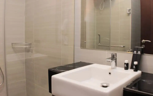 Nice And Comfy Studio West Vista Apartment