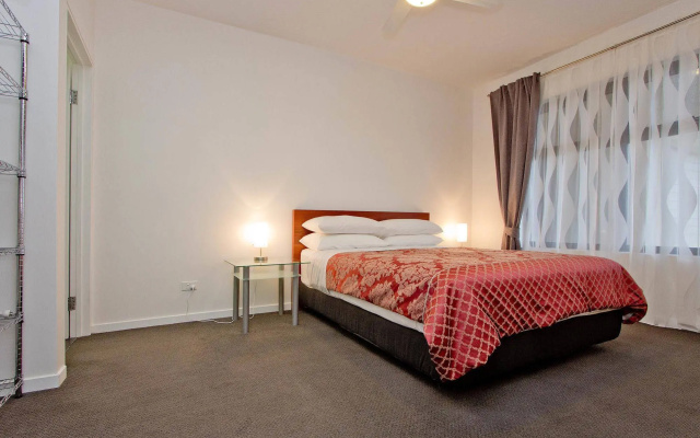 Atlantic West Beach Apartments – Guest Rooms – Adelaide