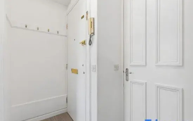 Stylish 1 Bed Edinburgh City Centre Apartment