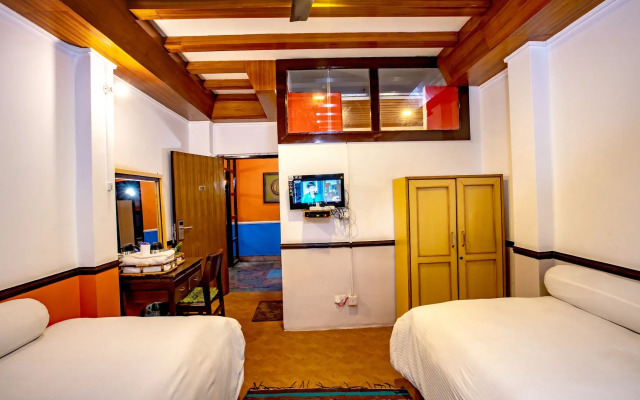 Shangri-la Boutique Hotel