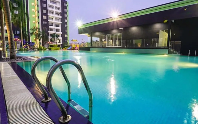 8 GroundFloor PoolSide Manhattan Homestay Ipoh