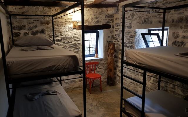 Art Hostel