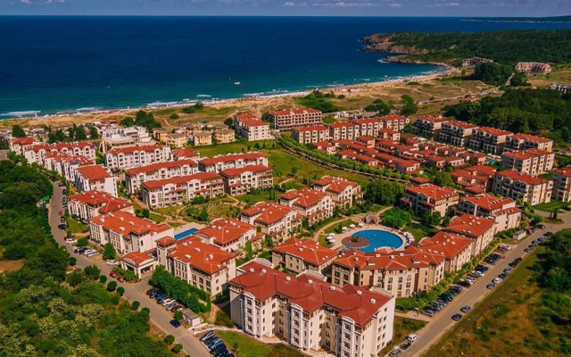 Alex Studio in Green Life Beach Resort