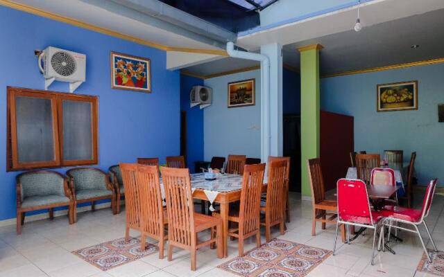 Amalia Guest House by OYO Rooms