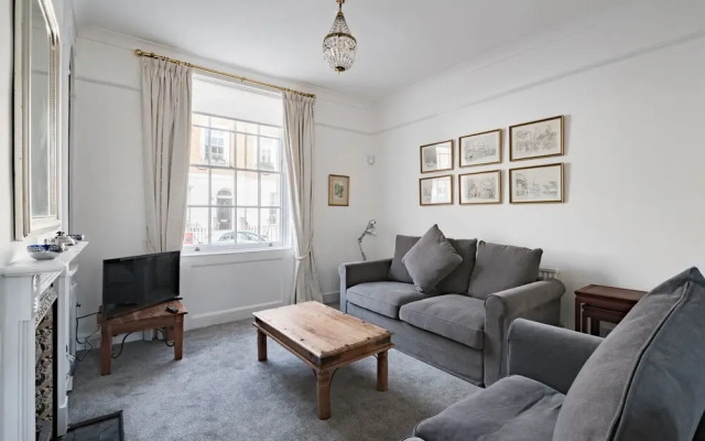 Stylish Sloane Square Home Close to Victoria