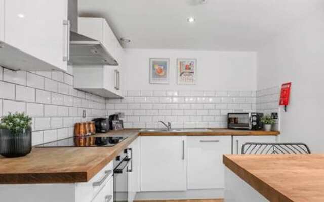 Host Stay The Cavern Quarter Loft