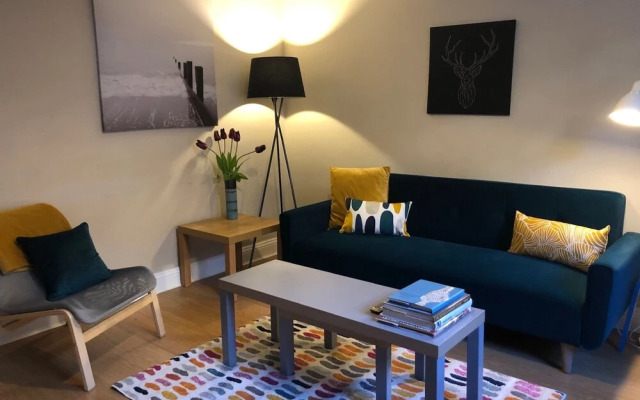 Central New Town Flat