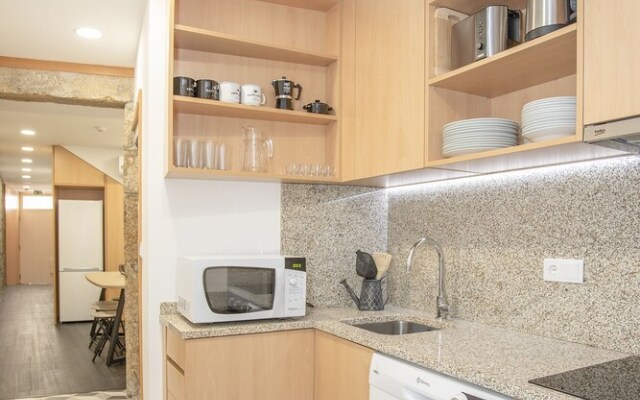 Liiiving in Porto-Downtown Spacious Home