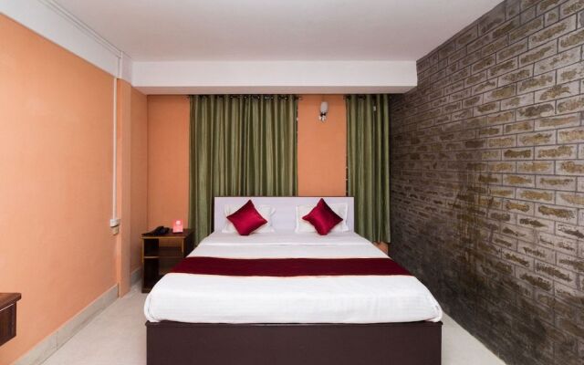 OYO 10831 Balaji Guest House