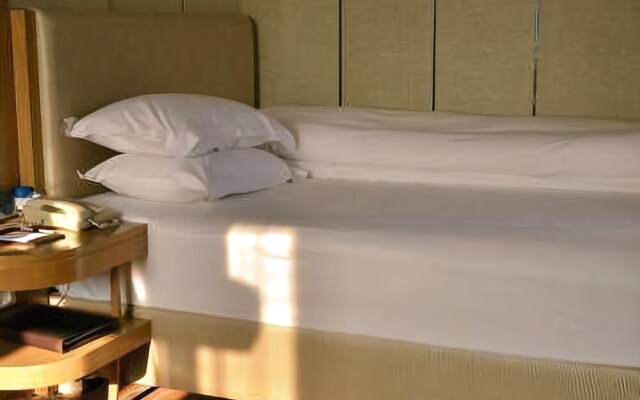 C. H. Jingming Hotel