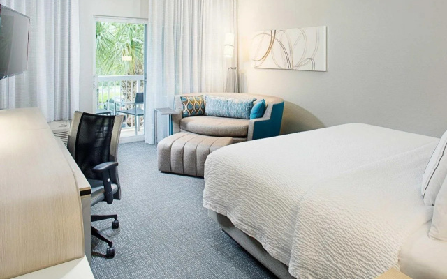 Courtyard by Marriott West Palm Beach Airport