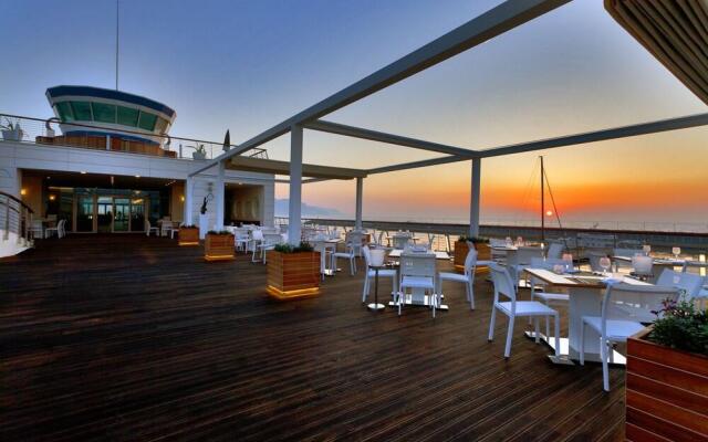 Albergo Yacht Club Marina di Loano