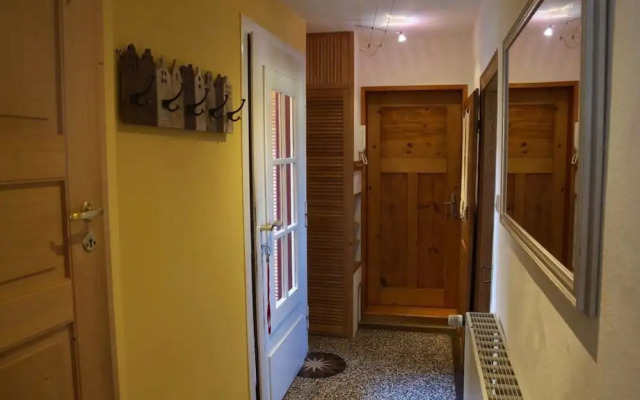 Nice Apartment in Weilmunster