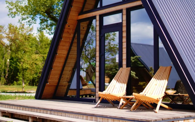 Река и Песок