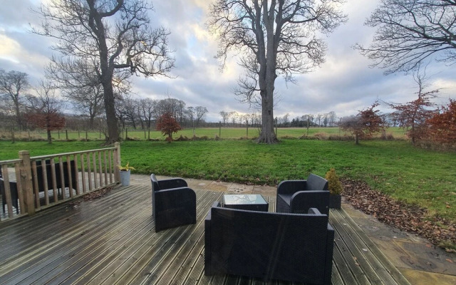 Stunning 1-bed Apartment in Peaceful Location!