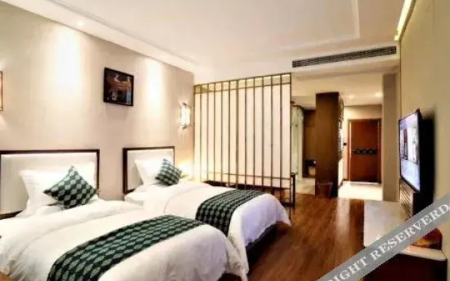 Enshi love Qingjiang hotel(Tujia daughter City store)